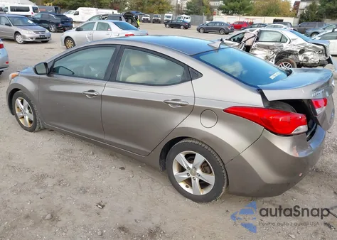 2013 Hyundai Elantra Gls from USA, damaged, VIN 5NPDH4AE8DH293201